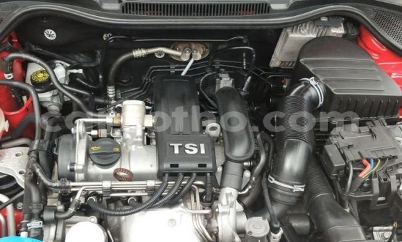 Acheter Occasion Voiture Volkswagen Polo Rouge à Maputsoe, Leribe Acheter Occasion Voiture Volkswagen Polo Rouge à Maputsoe, Leribe