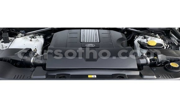Sayi Imported Land Rover Range Rover White Mota in Import - Dubai a Maseru Sayi Imported Land Rover Range Rover White Mota in Import - Dubai a Maseru