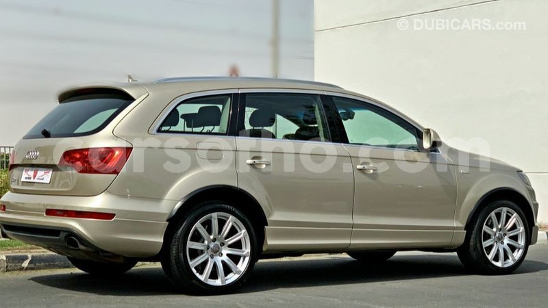 Big with watermark audi q7 maseru import dubai 19274