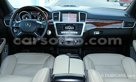 Buy Import Mercedes-Benz 190 White Car in Import - Dubai in Maseru Buy Import Mercedes-Benz 190 White Car in Import - Dubai in Maseru