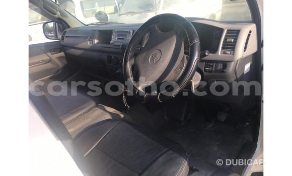 اشتري Imported Toyota Hiace White سيارة في Import - Dubai في Maseru اشتري Imported Toyota Hiace White سيارة في Import - Dubai في Maseru