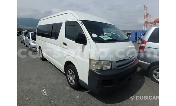 Acheter Import Voiture Toyota Hiace Blanc à Import - Dubai, Maseru Acheter Import Voiture Toyota Hiace Blanc à Import - Dubai, Maseru