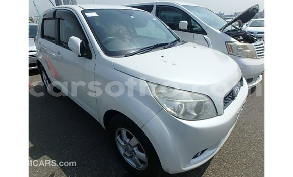اشتري Imported Toyota Rush White سيارة في Import - Dubai في Maseru اشتري Imported Toyota Rush White سيارة في Import - Dubai في Maseru