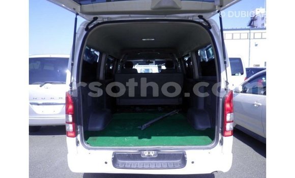 اشتري Imported Toyota Hiace White سيارة في Import - Dubai في Maseru اشتري Imported Toyota Hiace White سيارة في Import - Dubai في Maseru