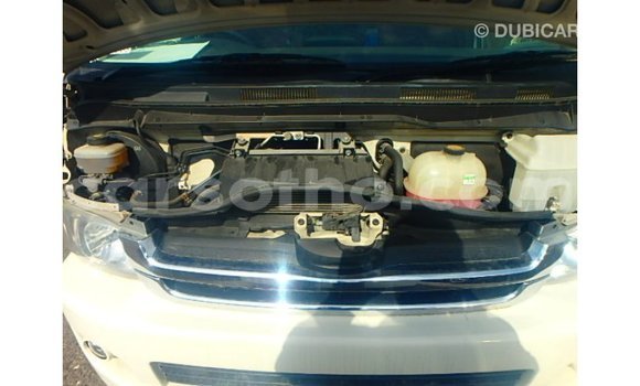 اشتري Imported Toyota Hiace White سيارة في Import - Dubai في Maseru اشتري Imported Toyota Hiace White سيارة في Import - Dubai في Maseru
