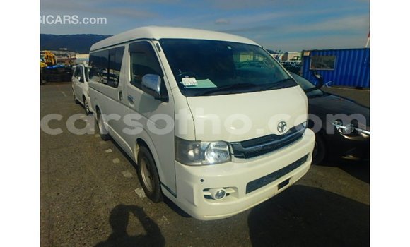اشتري Imported Toyota Hiace White سيارة في Import - Dubai في Maseru اشتري Imported Toyota Hiace White سيارة في Import - Dubai في Maseru