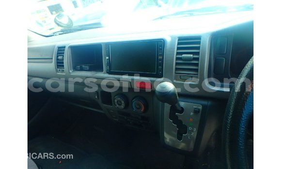 اشتري Imported Toyota Hiace White سيارة في Import - Dubai في Maseru اشتري Imported Toyota Hiace White سيارة في Import - Dubai في Maseru