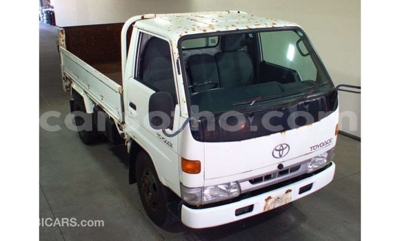Acheter Import Voiture Toyota Dyna Blanc à Import - Dubai, Maseru Acheter Import Voiture Toyota Dyna Blanc à Import - Dubai, Maseru