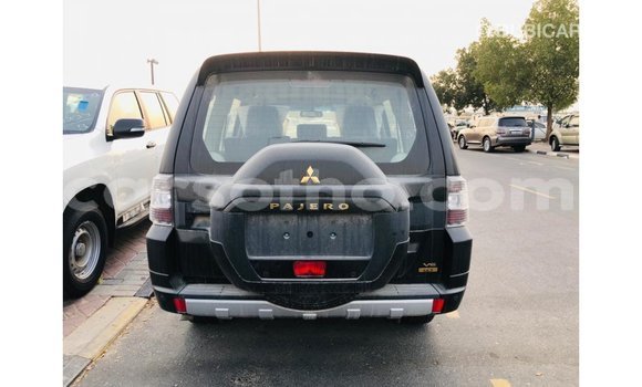 Sayi Imported Mitsubishi Pajero Black Mota in Import - Dubai a Maseru Sayi Imported Mitsubishi Pajero Black Mota in Import - Dubai a Maseru
