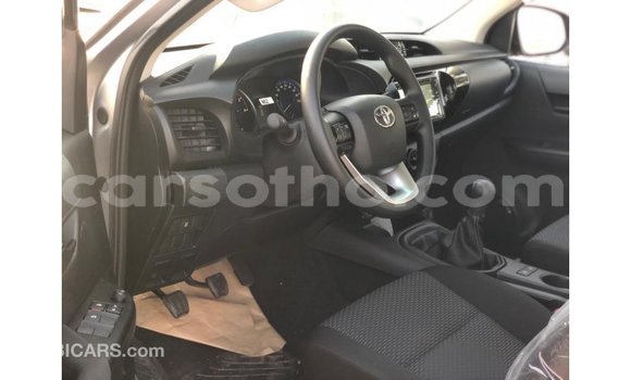 Sayi Imported Toyota Hilux Other Mota in Import - Dubai a Maseru Sayi Imported Toyota Hilux Other Mota in Import - Dubai a Maseru