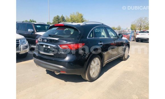 Sayi Imported Infiniti Q Black Mota in Import - Dubai a Maseru Sayi Imported Infiniti Q Black Mota in Import - Dubai a Maseru