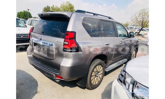 Sayi Imported Toyota Prado Brown Mota in Import - Dubai a Maseru Sayi Imported Toyota Prado Brown Mota in Import - Dubai a Maseru