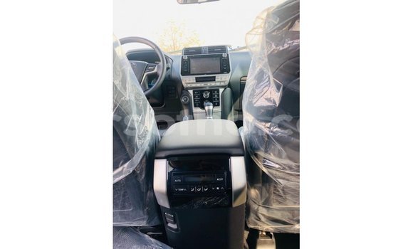 Sayi Imported Toyota Prado Brown Mota in Import - Dubai a Maseru Sayi Imported Toyota Prado Brown Mota in Import - Dubai a Maseru