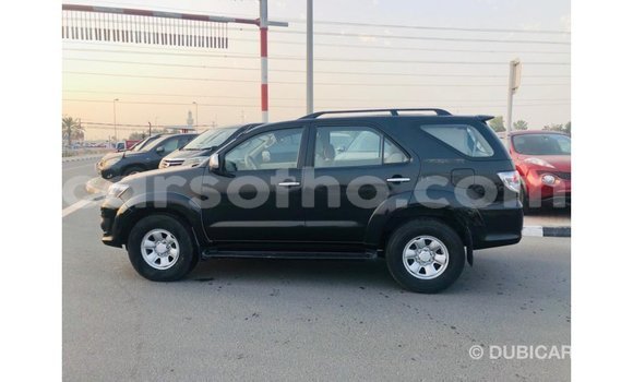 Acheter Import Voiture Toyota Fortuner Noir à Import - Dubai, Maseru Acheter Import Voiture Toyota Fortuner Noir à Import - Dubai, Maseru