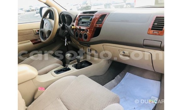 Acheter Import Voiture Toyota Fortuner Noir à Import - Dubai, Maseru Acheter Import Voiture Toyota Fortuner Noir à Import - Dubai, Maseru