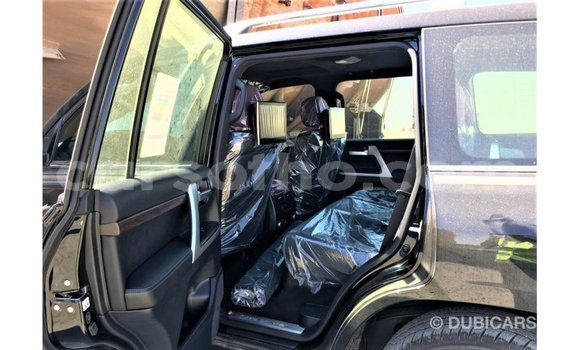 اشتري Imported Toyota Land Cruiser Black سيارة في Import - Dubai في Maseru اشتري Imported Toyota Land Cruiser Black سيارة في Import - Dubai في Maseru