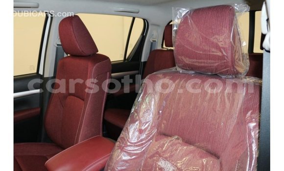 اشتري Imported Toyota Hilux White سيارة في Import - Dubai في Maseru اشتري Imported Toyota Hilux White سيارة في Import - Dubai في Maseru