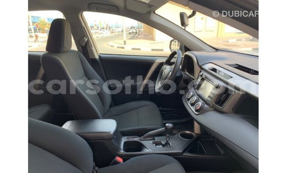 Sayi Imported Toyota 4Runner White Mota in Import - Dubai a Maseru Sayi Imported Toyota 4Runner White Mota in Import - Dubai a Maseru