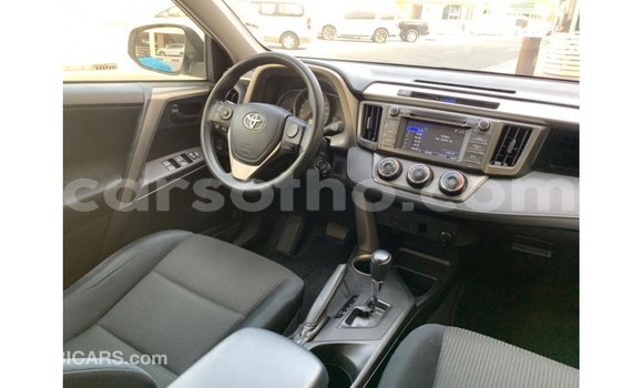 Sayi Imported Toyota 4Runner White Mota in Import - Dubai a Maseru Sayi Imported Toyota 4Runner White Mota in Import - Dubai a Maseru