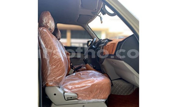 Sayi Imported Nissan Patrol Beige Mota in Import - Dubai a Maseru Sayi Imported Nissan Patrol Beige Mota in Import - Dubai a Maseru