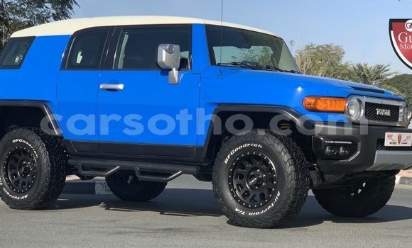 Sayi Imported Toyota FJ Cruiser Blue Mota in Import - Dubai a Maseru Sayi Imported Toyota FJ Cruiser Blue Mota in Import - Dubai a Maseru