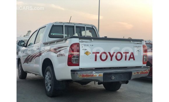 Acheter Import Voiture Toyota Hilux Blanc à Import - Dubai, Maseru Acheter Import Voiture Toyota Hilux Blanc à Import - Dubai, Maseru