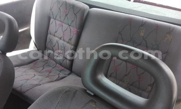 Acheter Occasion Voiture Opel Corsa Rouge à Butha Buthe, Butha-Buthe Acheter Occasion Voiture Opel Corsa Rouge à Butha Buthe, Butha-Buthe