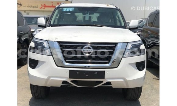 Sayi Imported Nissan Patrol White Mota in Import - Dubai a Maseru Sayi Imported Nissan Patrol White Mota in Import - Dubai a Maseru