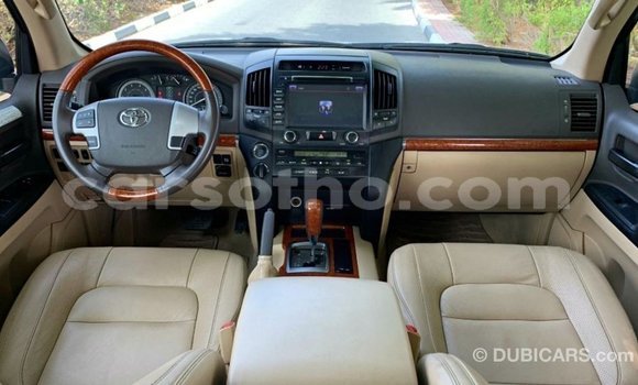 Sayi Imported Toyota Land Cruiser Other Mota in Import - Dubai a Maseru Sayi Imported Toyota Land Cruiser Other Mota in Import - Dubai a Maseru
