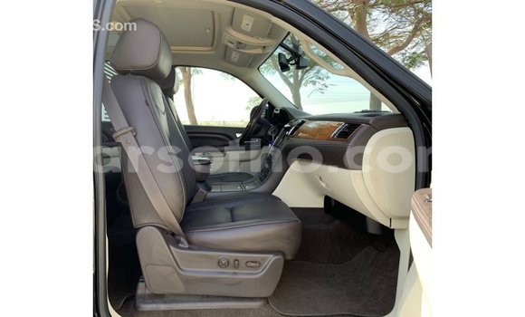 Sayi Imported Cadillac Escalade Black Mota in Import - Dubai a Maseru Sayi Imported Cadillac Escalade Black Mota in Import - Dubai a Maseru