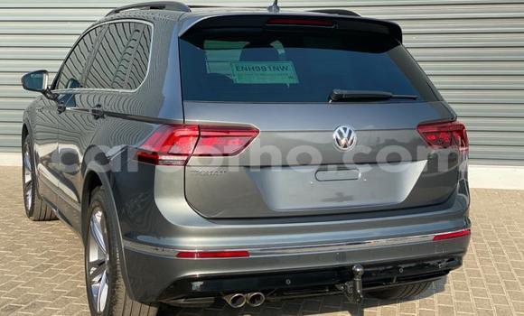 اشتري مستعمل Volkswagen Tiguan Green سيارة في Maseru في Maseru اشتري مستعمل Volkswagen Tiguan Green سيارة في Maseru في Maseru