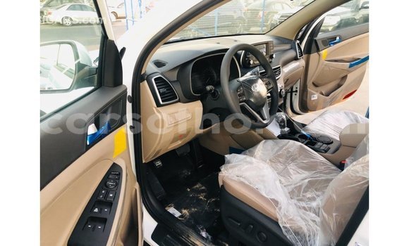 اشتري Imported Hyundai Tucson Other سيارة في Import - Dubai في Maseru اشتري Imported Hyundai Tucson Other سيارة في Import - Dubai في Maseru