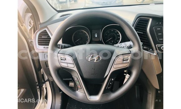 Sayi Imported Hyundai Santa Fe Other Mota in Import - Dubai a Maseru Sayi Imported Hyundai Santa Fe Other Mota in Import - Dubai a Maseru
