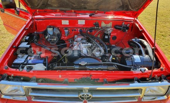 Acheter Occasion Voiture Toyota Hilux Rouge à Maseru, Maseru Acheter Occasion Voiture Toyota Hilux Rouge à Maseru, Maseru