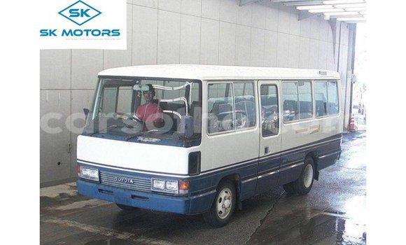 اشتري Imported Toyota Coaster White سيارة في Import - Dubai في Maseru اشتري Imported Toyota Coaster White سيارة في Import - Dubai في Maseru