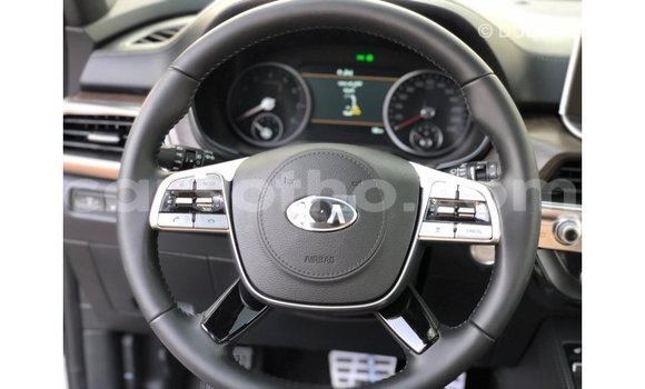 Buy Import Kia Carens White Car in Import - Dubai in Maseru Buy Import Kia Carens White Car in Import - Dubai in Maseru