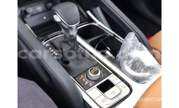 Buy Import Kia Carens White Car in Import - Dubai in Maseru Buy Import Kia Carens White Car in Import - Dubai in Maseru