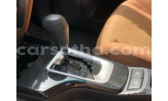 Sayi Imported Toyota Fortuner White Mota in Import - Dubai a Maseru Sayi Imported Toyota Fortuner White Mota in Import - Dubai a Maseru
