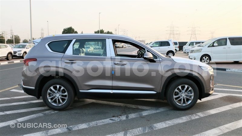 Big with watermark hyundai santa fe maseru import dubai 19377