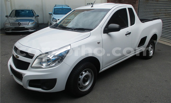 Sayi Na hannu Chevrolet Corsa White Mota in Maseru a Maseru