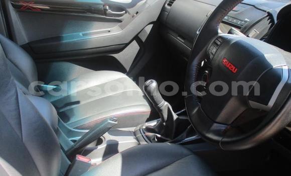 اشتري مستعمل Isuzu D–MAX Red سيارة في Maseru في Maseru اشتري مستعمل Isuzu D–MAX Red سيارة في Maseru في Maseru