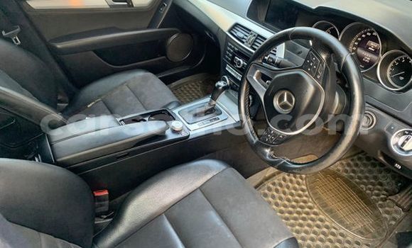 Buy Used Mercedes-Benz C–Class Silver Car in Butha Buthe in Butha-Buthe Buy Used Mercedes-Benz C–Class Silver Car in Butha Buthe in Butha-Buthe