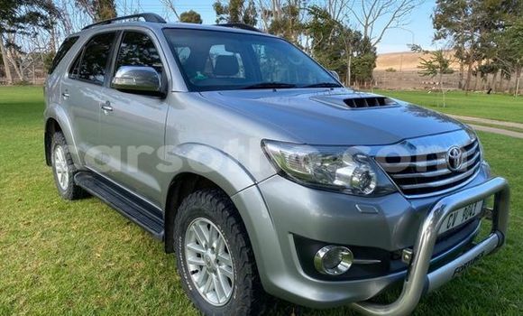 Buy Used Toyota Fortuner Silver Car in Butha Buthe in Butha-Buthe Buy Used Toyota Fortuner Silver Car in Butha Buthe in Butha-Buthe