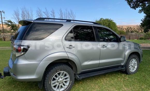 Buy Used Toyota Fortuner Silver Car in Butha Buthe in Butha-Buthe Buy Used Toyota Fortuner Silver Car in Butha Buthe in Butha-Buthe