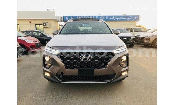 Sayi Imported Hyundai Santa Fe Brown Mota in Import - Dubai a Maseru Sayi Imported Hyundai Santa Fe Brown Mota in Import - Dubai a Maseru