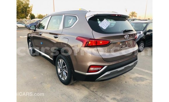Sayi Imported Hyundai Santa Fe Brown Mota in Import - Dubai a Maseru Sayi Imported Hyundai Santa Fe Brown Mota in Import - Dubai a Maseru