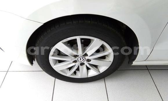 Acheter Occasion Voiture Volkswagen Polo Blanc à Thaba–Tseka, Mafeteng Acheter Occasion Voiture Volkswagen Polo Blanc à Thaba–Tseka, Mafeteng