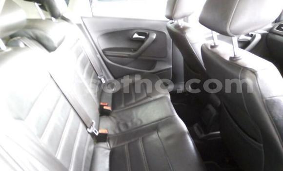 Acheter Occasion Voiture Volkswagen Polo Blanc à Thaba–Tseka, Mafeteng Acheter Occasion Voiture Volkswagen Polo Blanc à Thaba–Tseka, Mafeteng