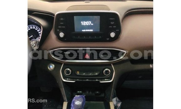 Sayi Imported Hyundai Santa Fe Red Mota in Import - Dubai a Maseru Sayi Imported Hyundai Santa Fe Red Mota in Import - Dubai a Maseru