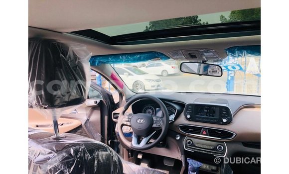 Sayi Imported Hyundai Santa Fe Green Mota in Import - Dubai a Maseru Sayi Imported Hyundai Santa Fe Green Mota in Import - Dubai a Maseru